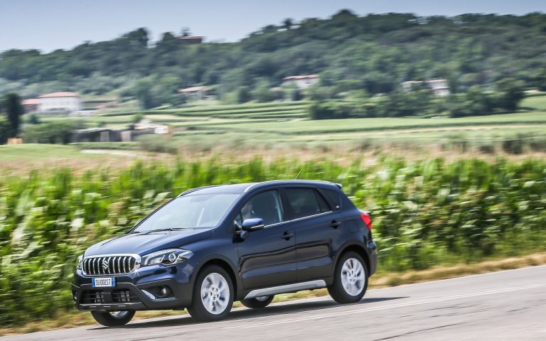 Suzuki S-Cross Hybrid: foto ufficiali