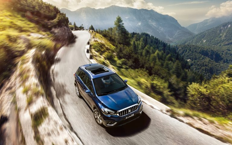 Suzuki S-Cross Hybrid: foto ufficiali