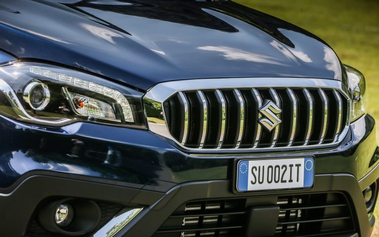 Suzuki S-Cross Hybrid: foto ufficiali