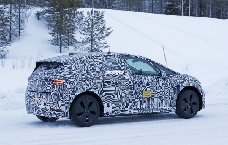Seat El Born: le foto spia