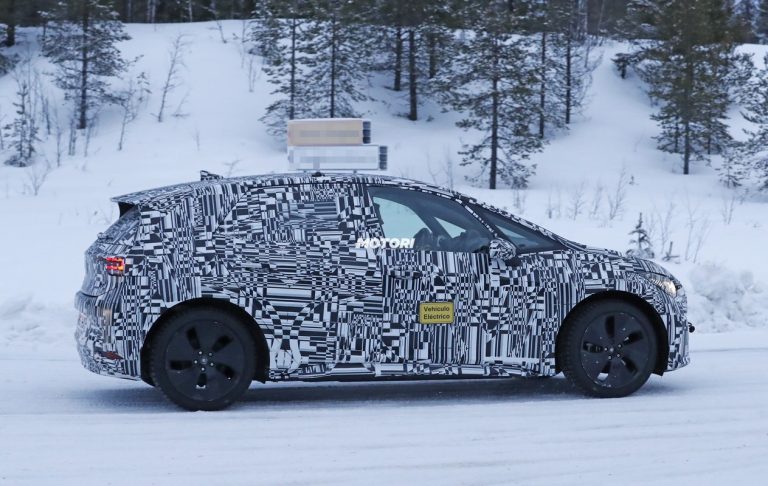 Seat El Born: le foto spia