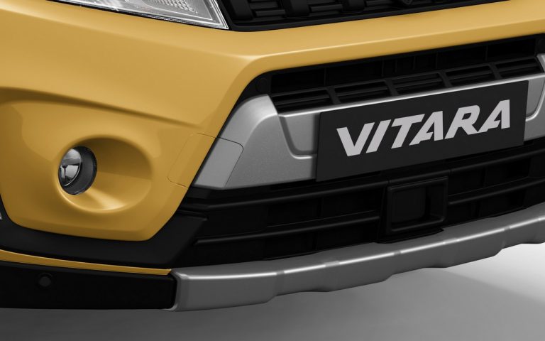 Suzuki Vitara Hybrid 2020: immagini ufficiali