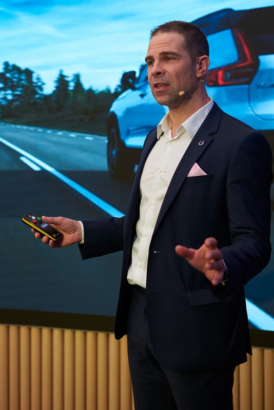 Volvo XC40 Recharge: la presentazione a Milano