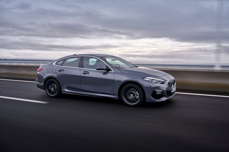 Bmw 220d M Sport e Bmw M235i xDrive 2020: immagini ufficiali