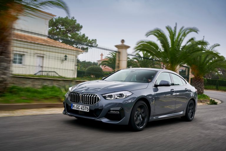 Bmw 220d M Sport e Bmw M235i xDrive 2020: immagini ufficiali