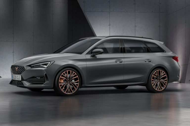 Cupra Leon Sportstourer 2020: immagini ufficiali