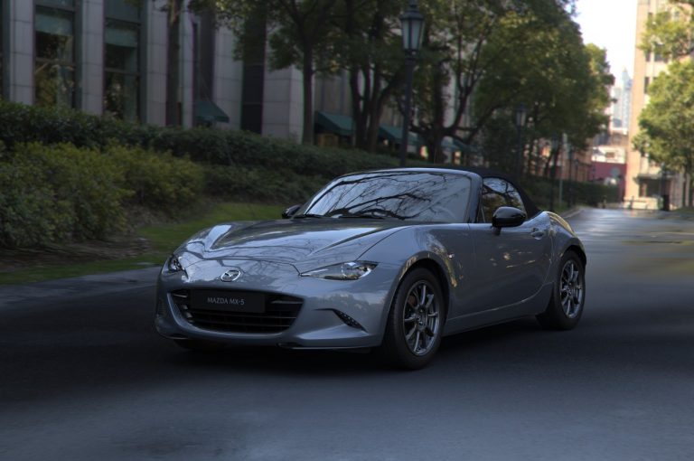 Mazda MX-5 2020: immagini ufficiali