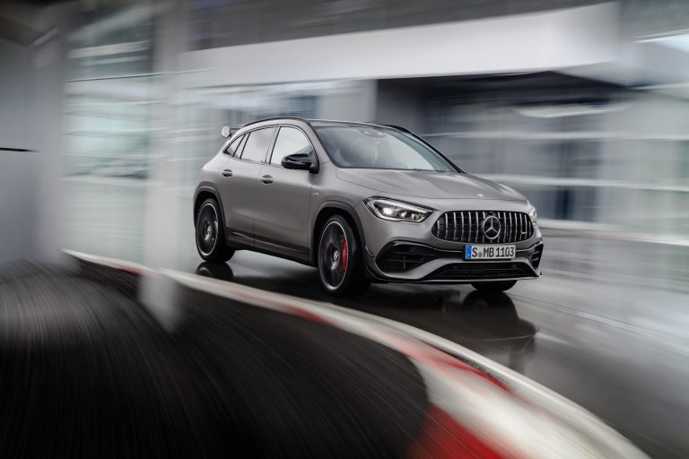 Mercedes-AMG GLA 45 4MATIC+ 2020: immagini ufficiali