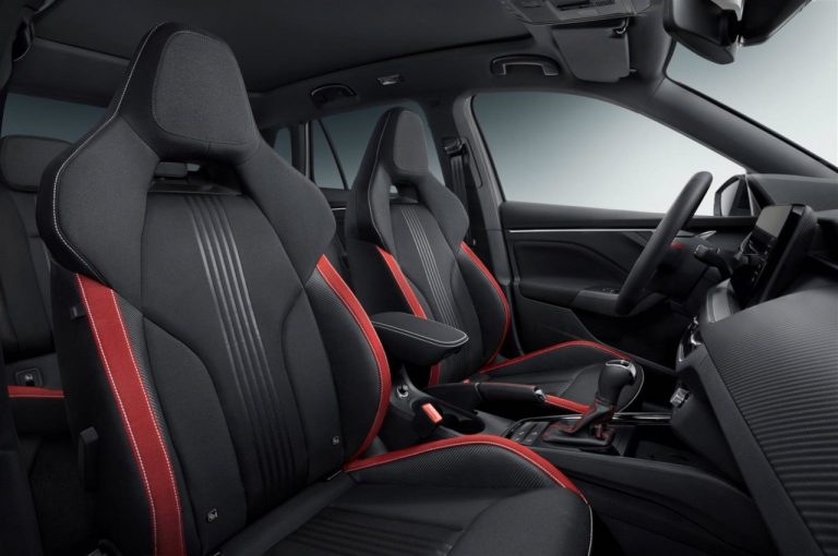 Skoda Kamiq Monte Carlo 2020: nuove immagini ufficiali
