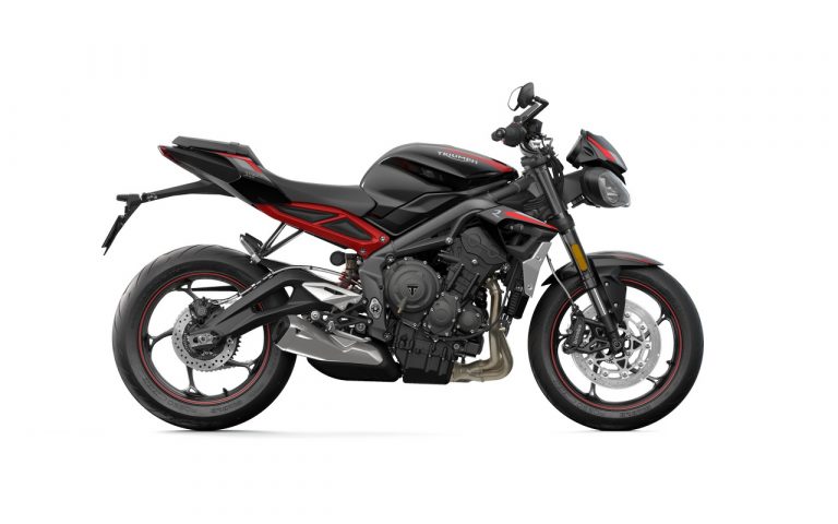 Nuova Triumph Street Triple R: immagini ufficiali
