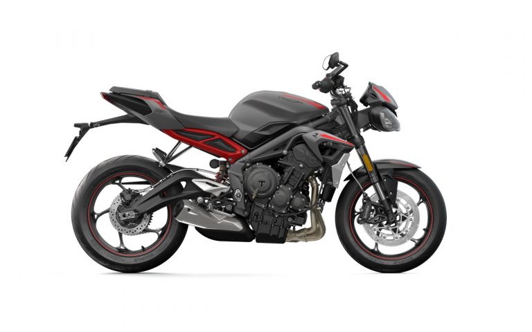 Nuova Triumph Street Triple R: immagini ufficiali