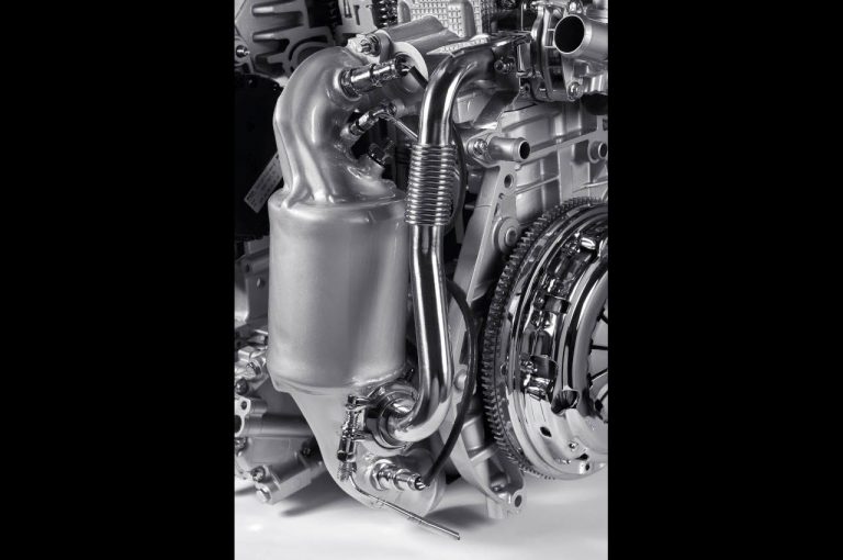 Motore 1.0 3 cilindri FireFly Mild Hybrid per Fiat 500 Hybrid e Panda Hybrid: immagini ufficiali