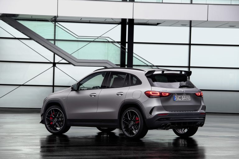 Mercedes-AMG GLA 45 4MATIC+ 2020: immagini ufficiali