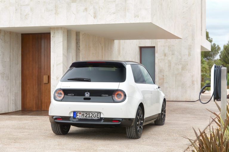 Honda e EV: nuove immagini ufficiali