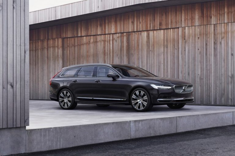 Volvo S90 e Volvo V90 restyling 2020: immagini ufficiali