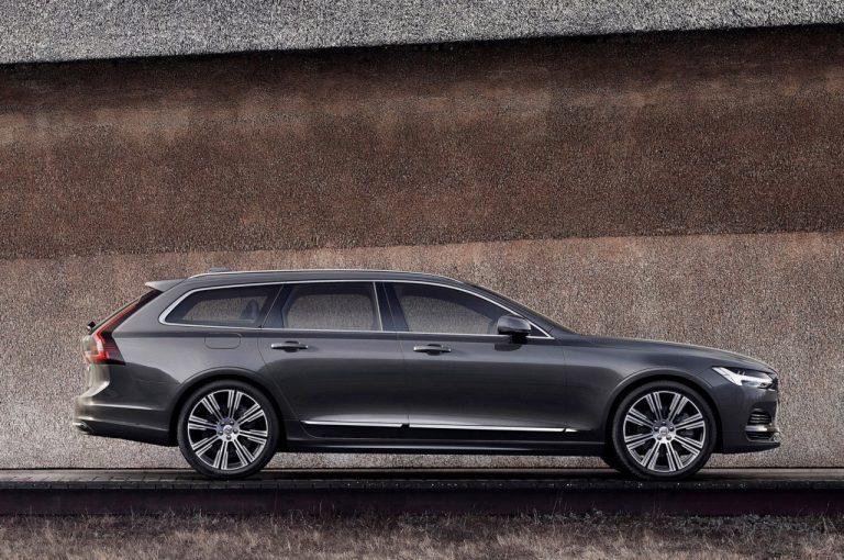 Volvo S90 e Volvo V90 restyling 2020: immagini ufficiali