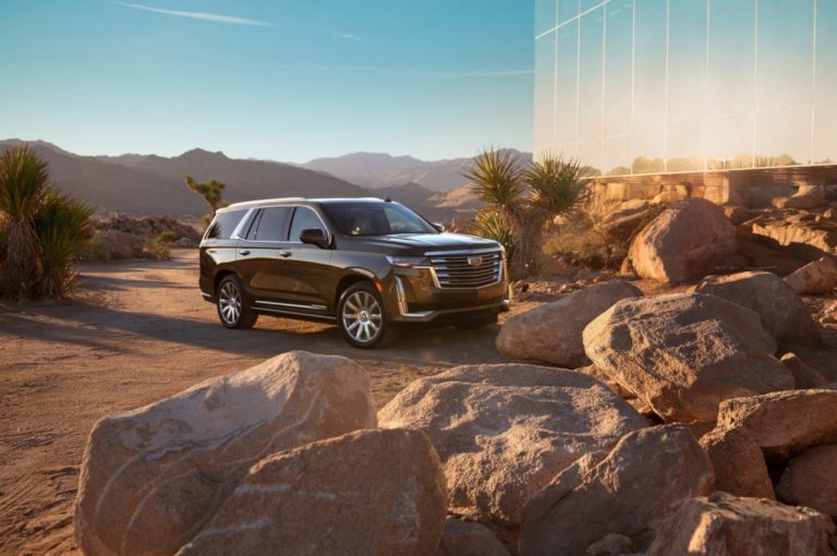 Cadillac Escalade 2020: immagini ufficiali