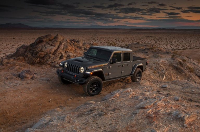 Jeep Gladiator Mojave 2020: immagini ufficiali