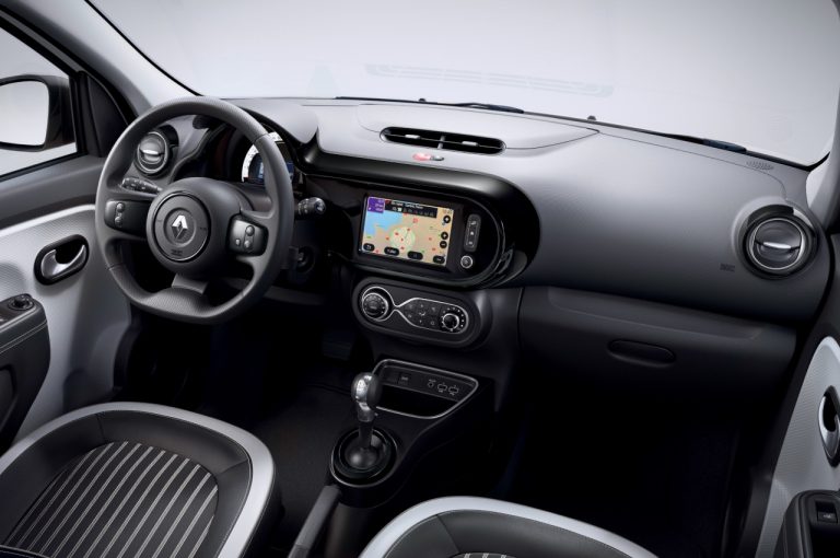 Renault Twingo ZE: immagini ufficiali