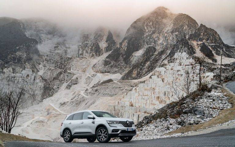 Nuova Renault Koleos 2020: immagini ufficiali