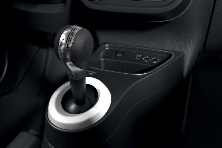 Renault Twingo ZE: immagini ufficiali