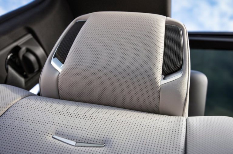 Cadillac Escalade 2020: immagini ufficiali