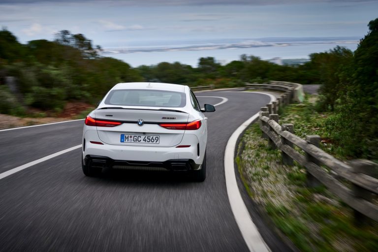 Bmw 220d M Sport e Bmw M235i xDrive 2020: immagini ufficiali