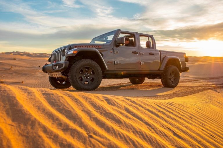 Jeep Gladiator Mojave 2020: immagini ufficiali