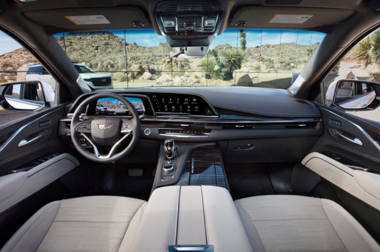 Cadillac Escalade 2020: immagini ufficiali