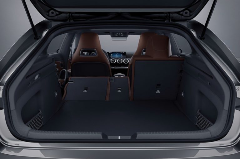 Mercedes CLA Shooting Brake 2020: immagini ufficiali