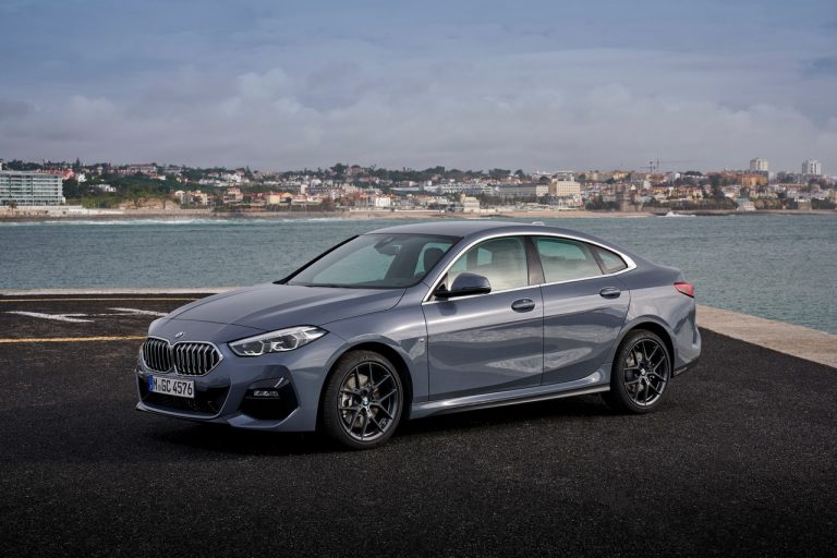Bmw 220d M Sport e Bmw M235i xDrive 2020: immagini ufficiali