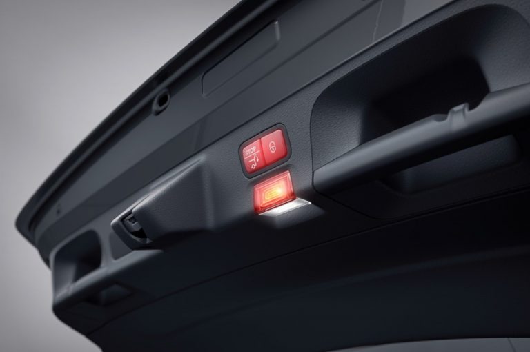 Mercedes CLA Shooting Brake 2020: immagini ufficiali