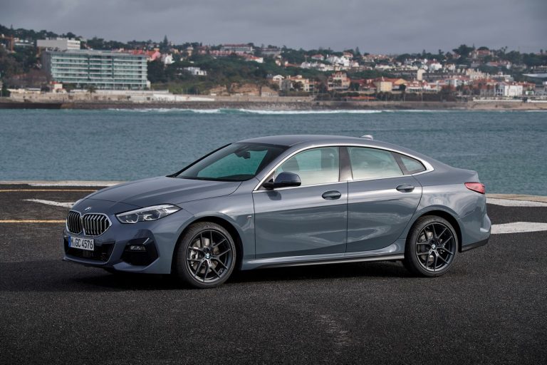 Bmw 220d M Sport e Bmw M235i xDrive 2020: immagini ufficiali