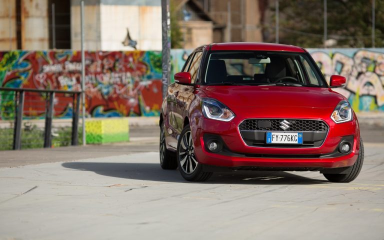 Suzuki: le immagini della gamma Hybrid