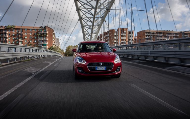 Suzuki: le immagini della gamma Hybrid