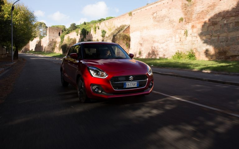 Suzuki: le immagini della gamma Hybrid