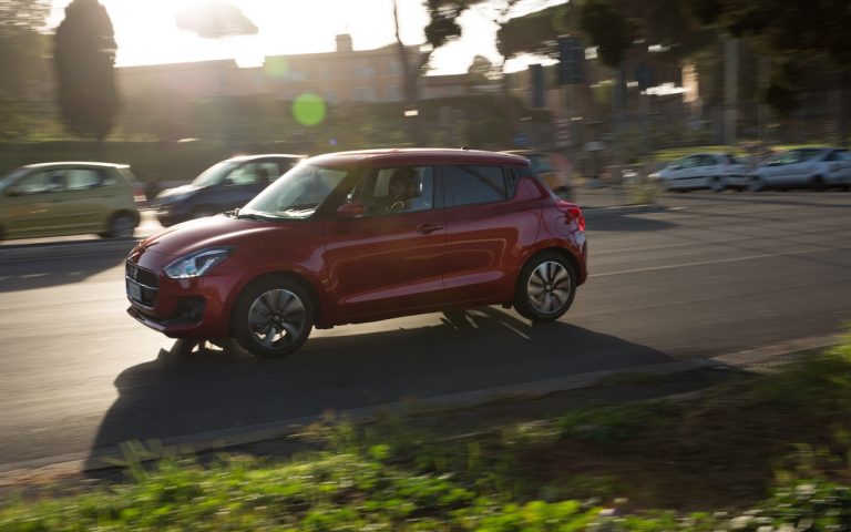 Suzuki: le immagini della gamma Hybrid