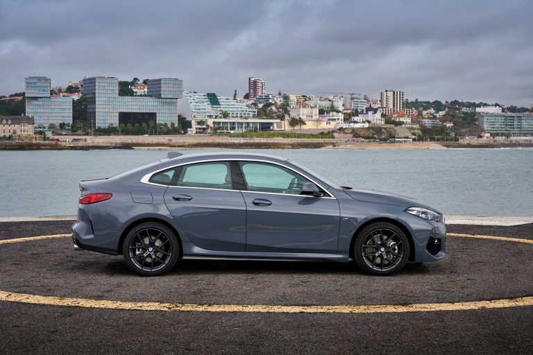 Bmw 220d M Sport e Bmw M235i xDrive 2020: immagini ufficiali