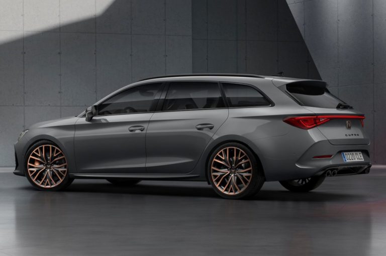 Cupra Leon Sportstourer 2020: immagini ufficiali