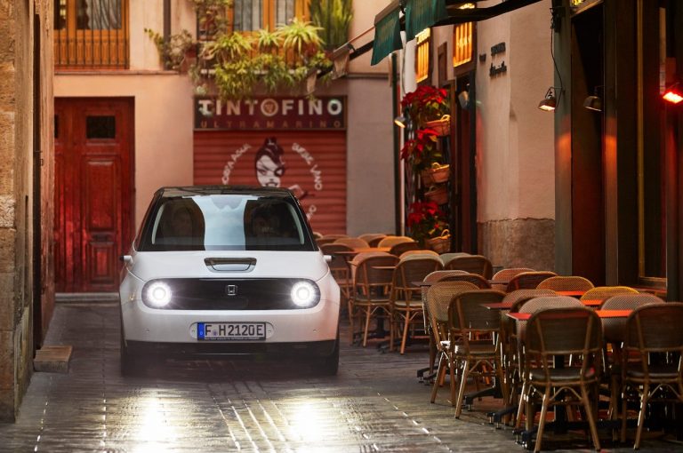 Honda e EV: nuove immagini ufficiali