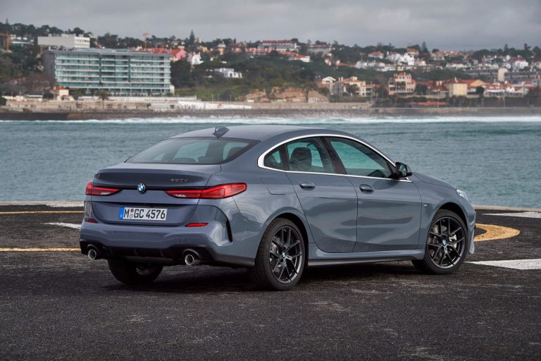 Bmw 220d M Sport e Bmw M235i xDrive 2020: immagini ufficiali