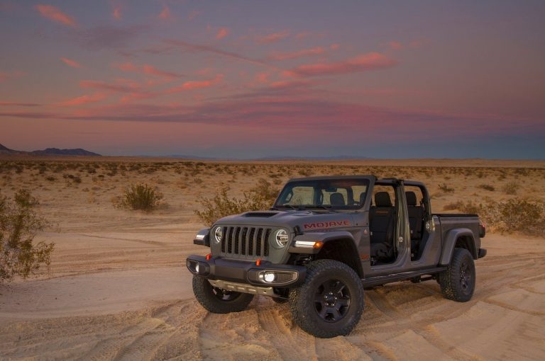 Jeep Gladiator Mojave 2020: immagini ufficiali