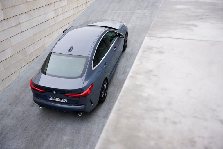 Bmw 220d M Sport e Bmw M235i xDrive 2020: immagini ufficiali