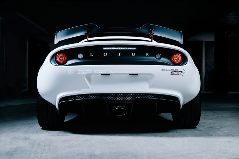 Lotus Elise Cup 250 Bathurst Edition 2020: immagini ufficiali