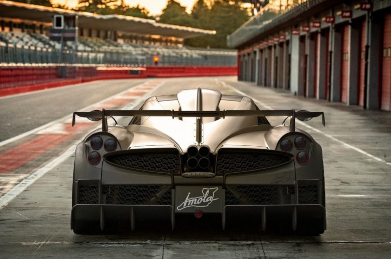 Pagani Imola 2020: immagini ufficiali