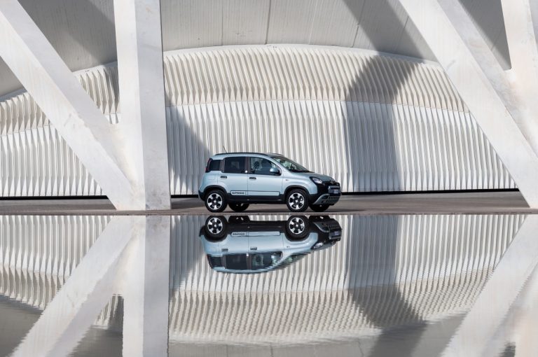 Fiat 500 Hybrid e Fiat Panda Hybrid Launch Edition: nuove immagini ufficiali