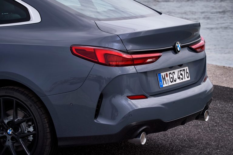 Bmw 220d M Sport e Bmw M235i xDrive 2020: immagini ufficiali