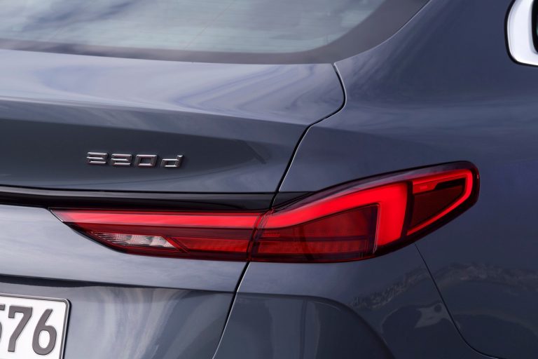 Bmw 220d M Sport e Bmw M235i xDrive 2020: immagini ufficiali