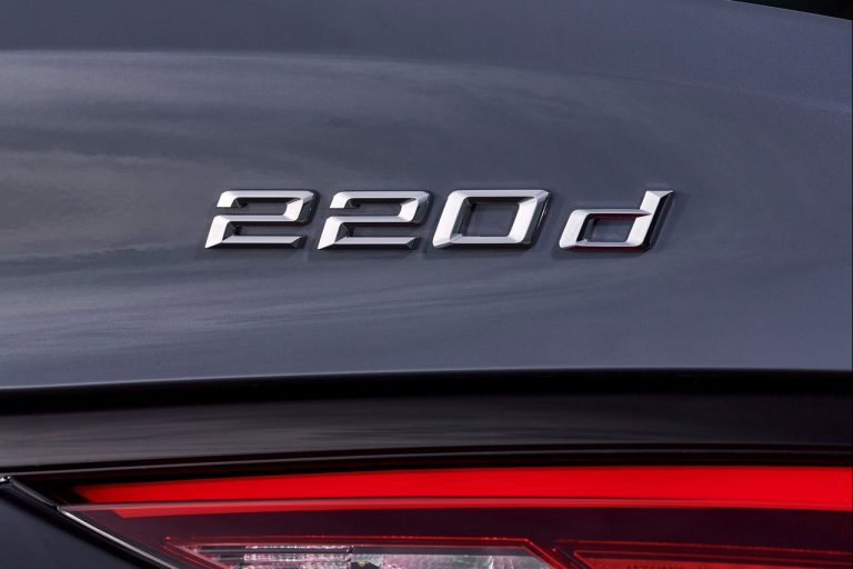 Bmw 220d M Sport e Bmw M235i xDrive 2020: immagini ufficiali