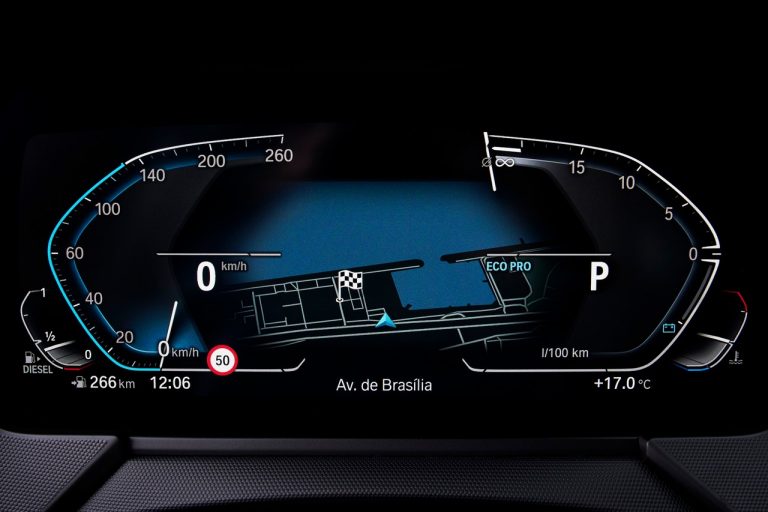 Bmw 220d M Sport e Bmw M235i xDrive 2020: immagini ufficiali